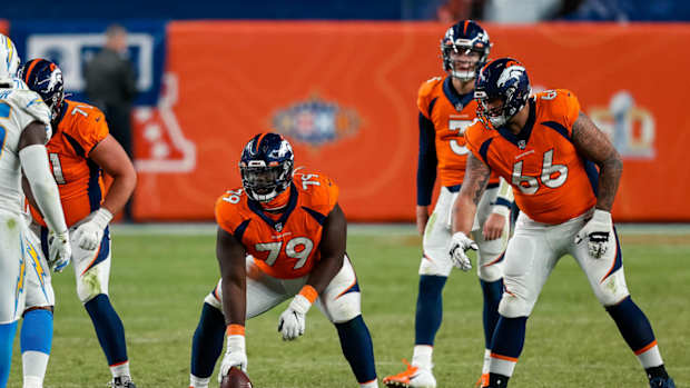 Denver Broncos center Lloyd Cushenberry III (79) in the fourth quarter against the Los Angeles Chargers at Empower Field at Mile High.